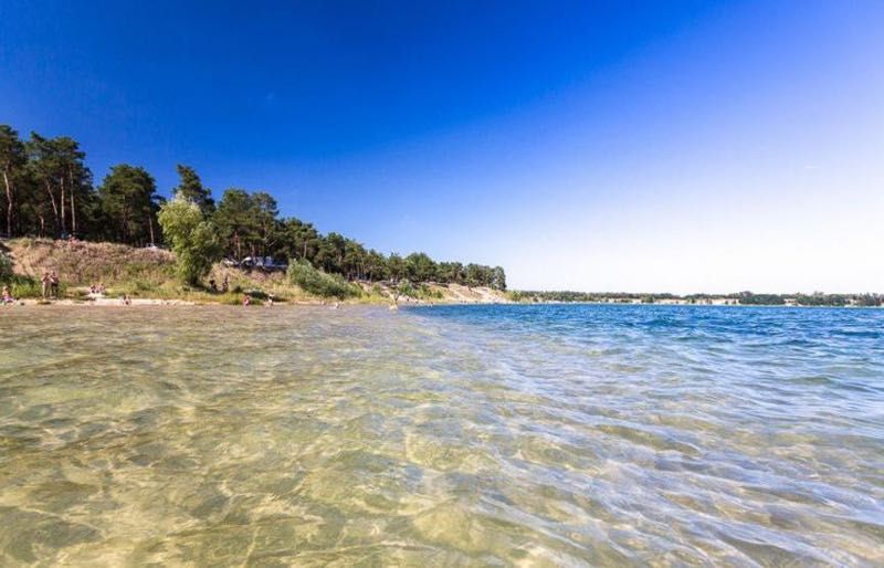 Приватизована ділянка 0,17 га на Блакитних озерах Червона лінія