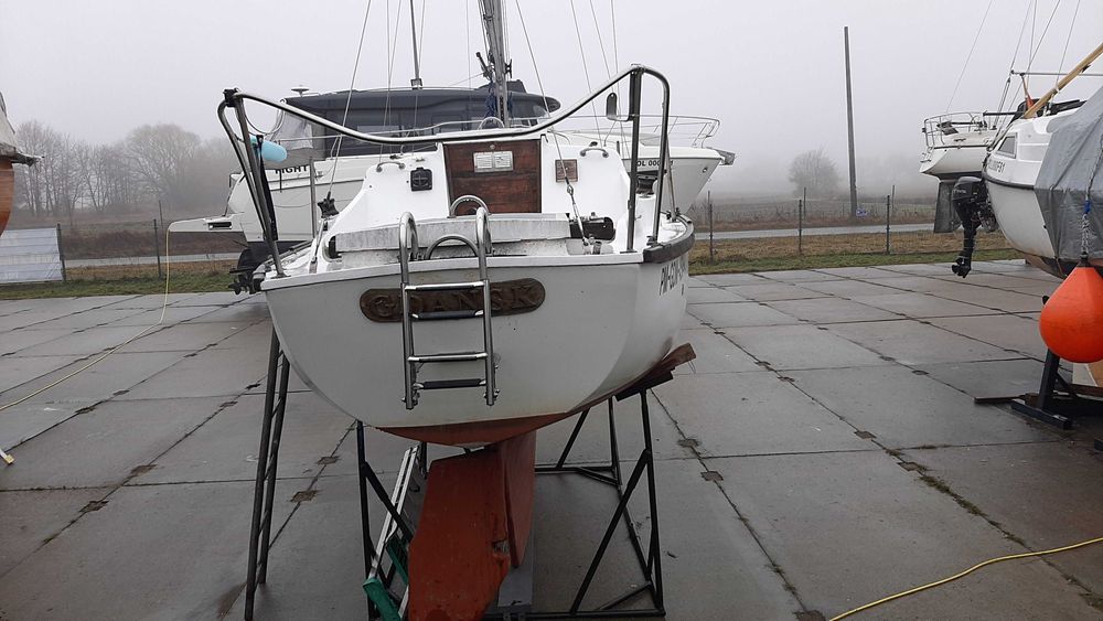 Jacht Żaglowy HURLEY 22