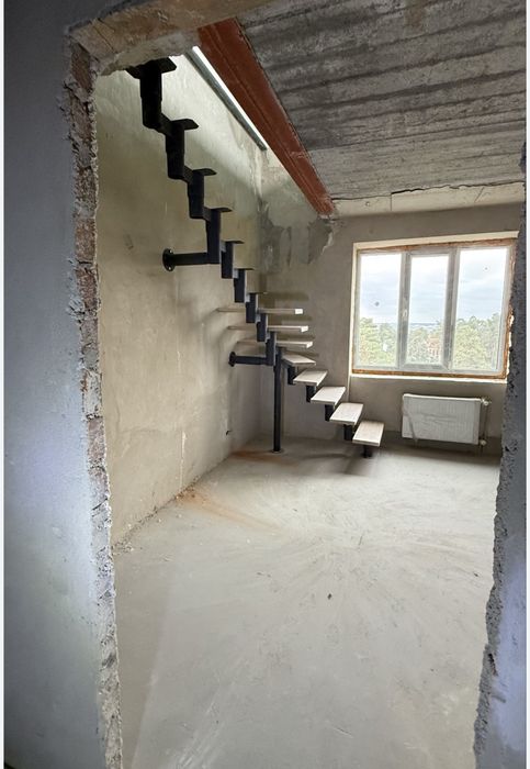 Продаж 3 кімнатної квартири з початковим ремонтом! Оформлення 2%!