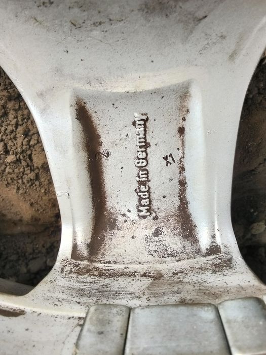 Титани 5.112.15 в доброму стані