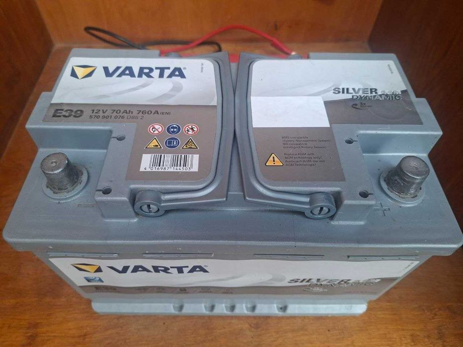 Автомобільний акумулятор Varta Silver Dynamic AGM E39