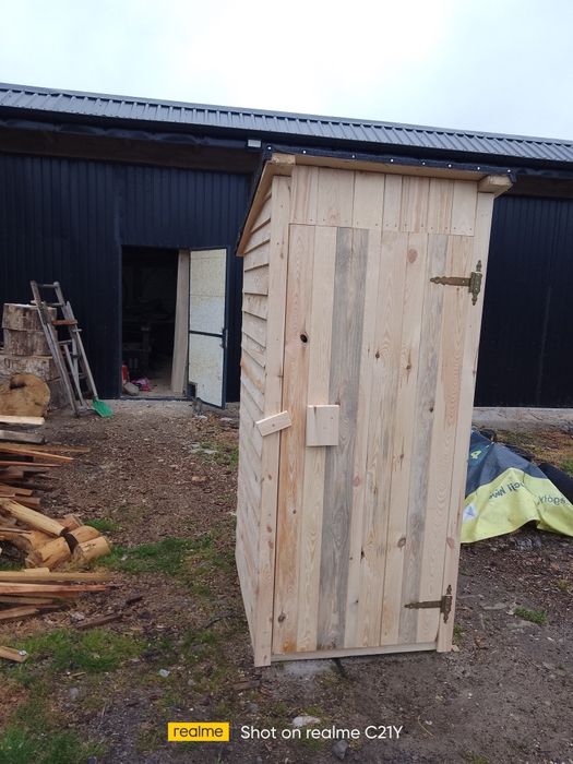 WC drewniane toaleta