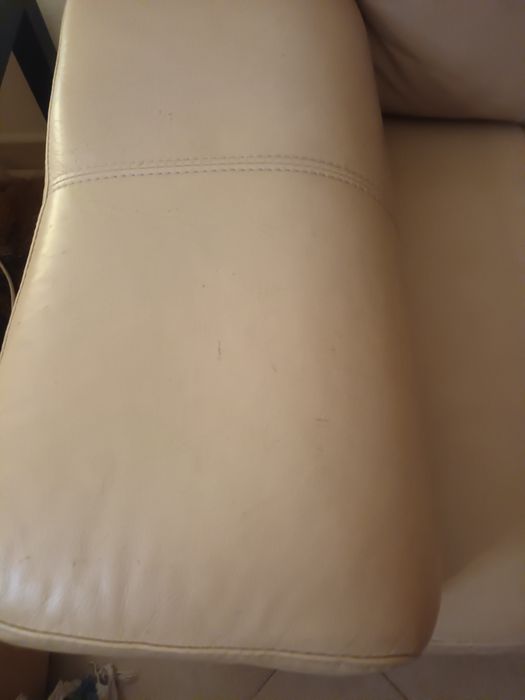 Dois sofás de dois lugares515376847793704961