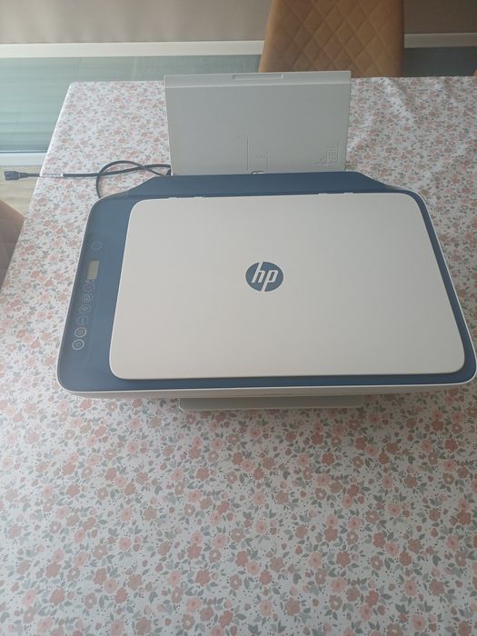 Impressora HP Deskjet 2720 (Multifunções - Jato de Tinta - Wi-Fi - Bluetooth)