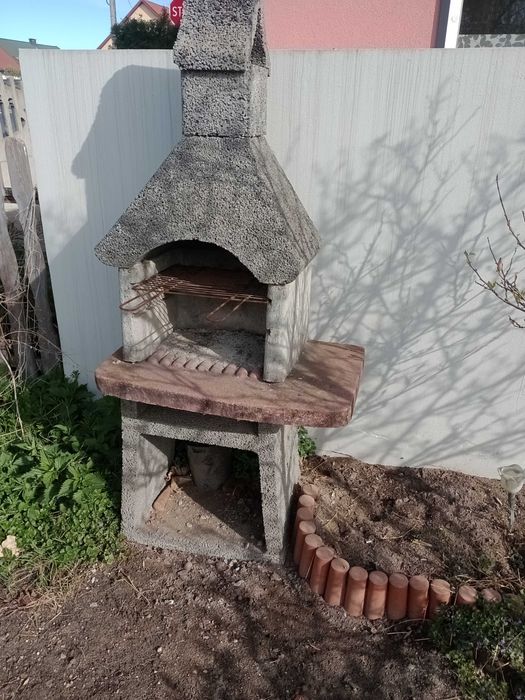 Grill betonowy używany