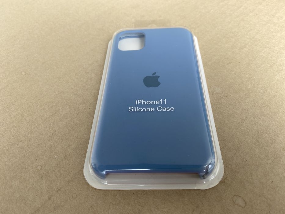 Capas iPhone 11 - disponível em 2 cores