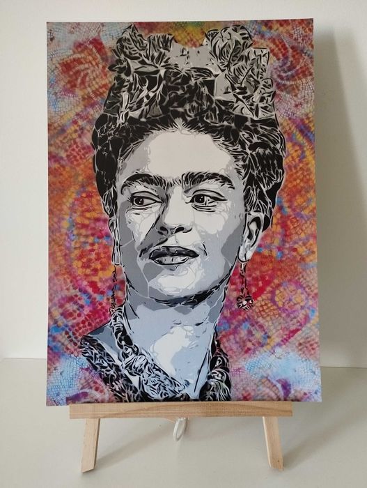 Posters Ayrton Senna, Steve McQueen, Bowie, Zeca Afonso, Jimi Hendrix.