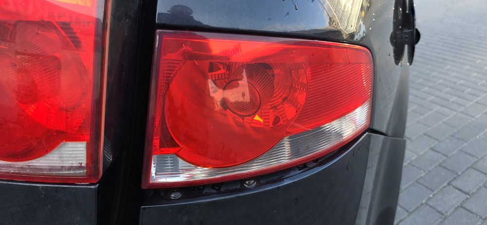 Seat altea xl leon 2   1.9 LC9Z zderzak maska lampa blotnik pas