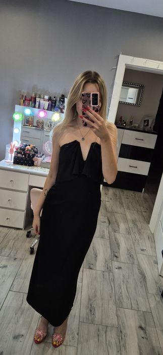 Czarna elegancka sukienka