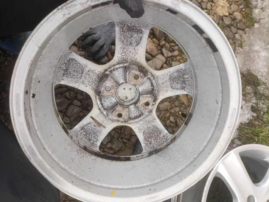 Продам оригінальні титанові диски R16 Peugeot