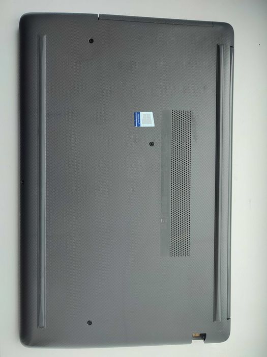 Hp 255 g7 15.6 Ryzen 3/8/256гб