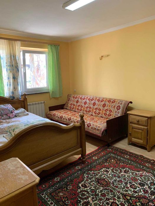 Частина приватного будинку неподалік ТЦ "DEPOt"