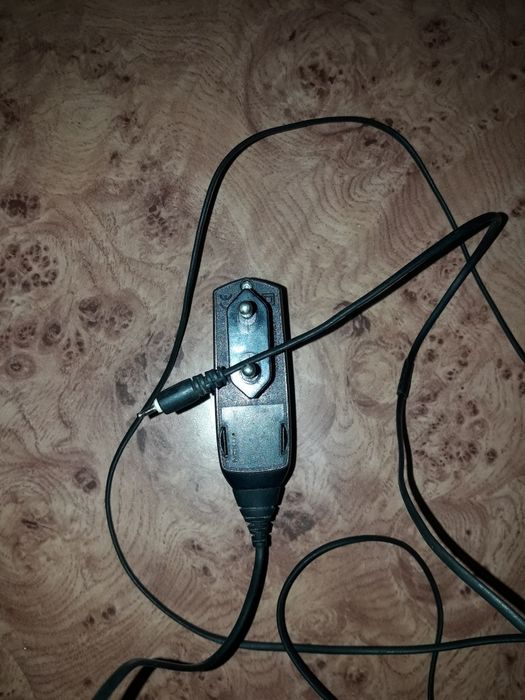 Зарядное устройство Оригинал  для телефона  NOKIA  !