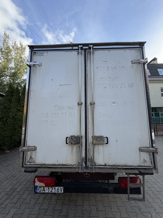zabudowa sprinter kontener