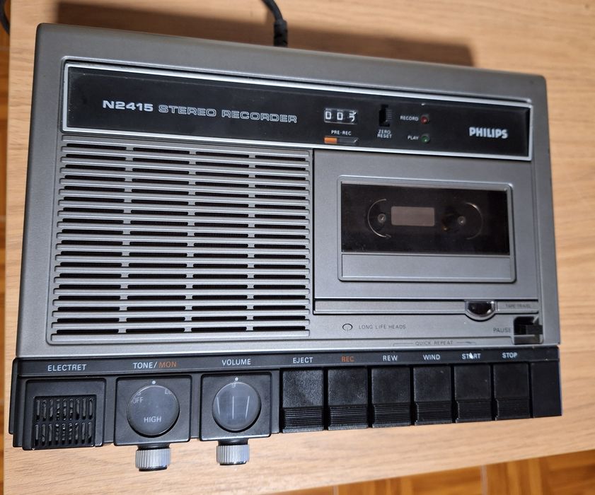 Gravador cassete mono-stereo N2415 da Philips
