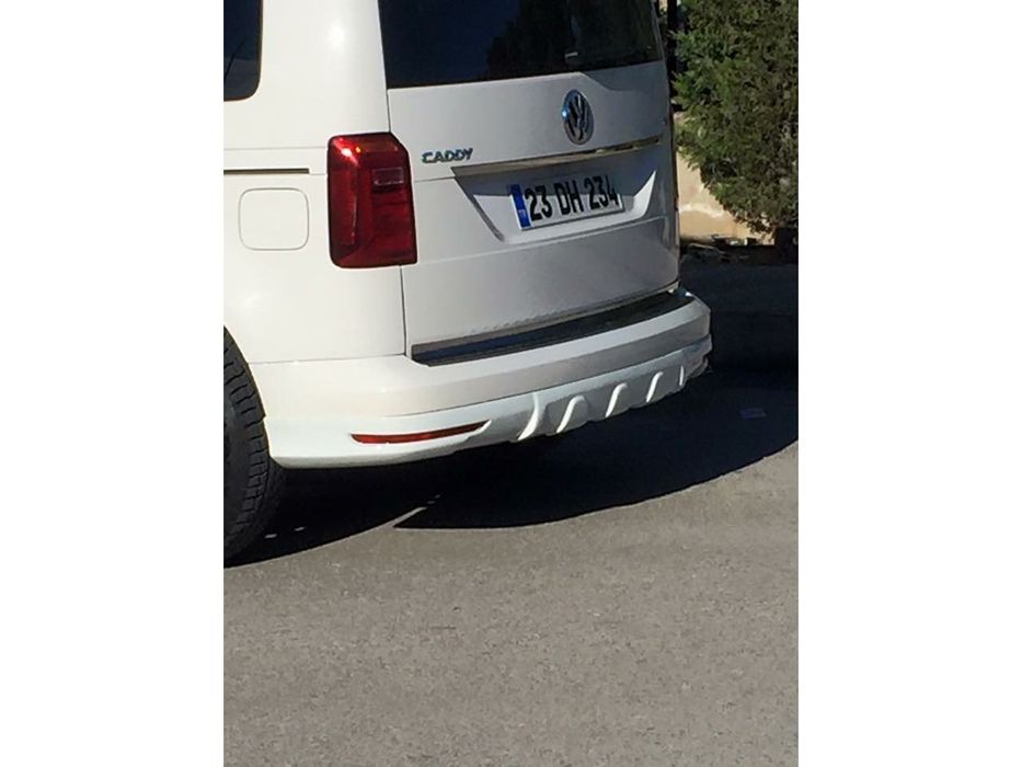 Volkswagen Caddy 2015+ Накладка на задний бампер под покраску