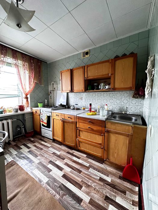 Продам 2к квартиру . Кирпичный дом. Бериславское шоссе.