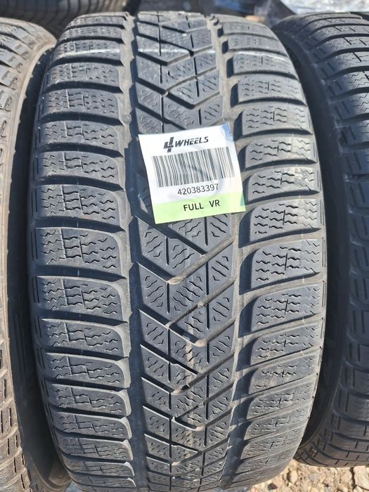 Opony zimowe Pirelli Sottozero 3  245 40 r18 97V