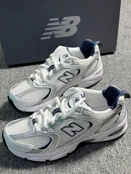 New Balance 530 Biały Silver Navy R.39