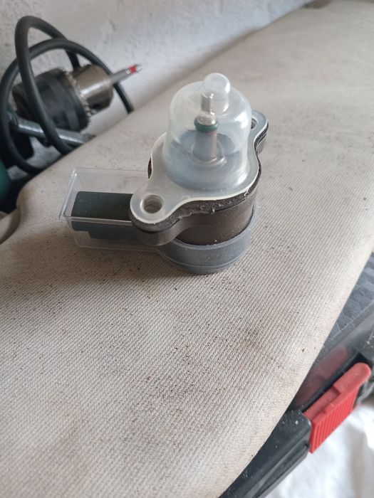 Клапан паливної рейки (з сіткою) MB Sprinter, Vito 638 CDI