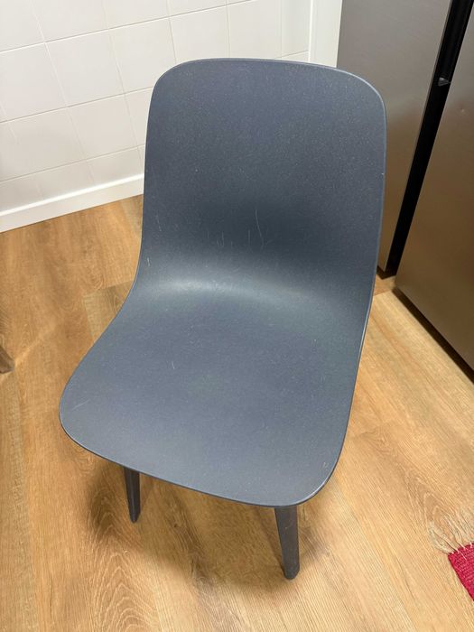 Conjunto de 4 cadeiras ODGER IKEA – Azul – Estado razoável