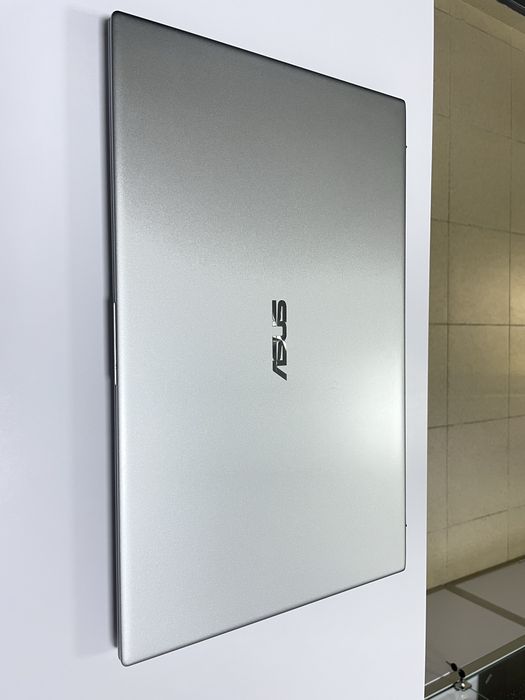 Asus VivoBook 17 X712J i5-1035|DDR4 12GB|SSD 256 + HDD 1 TB|Гарантія