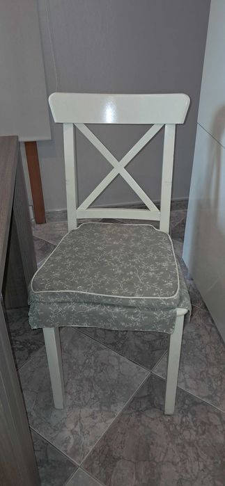 Conjunto Mesa Jantar + 6 Cadeiras