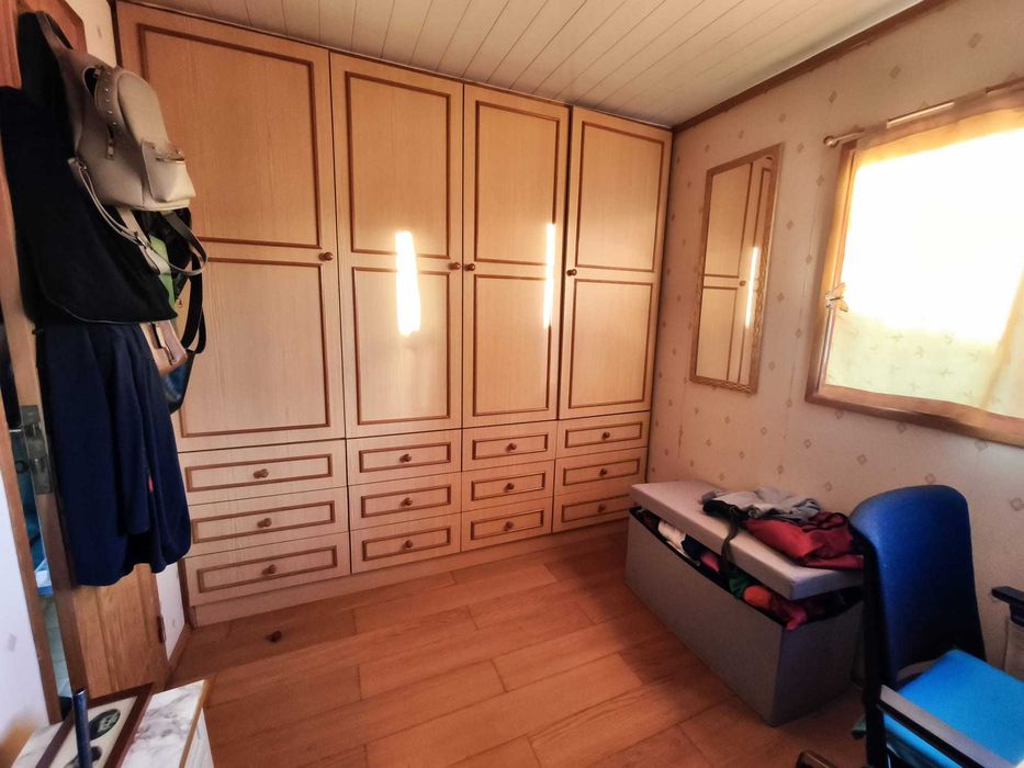 Moradia pré-fabricada T2.