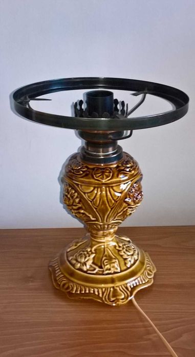 Lampa stołowa ceramiczna. POLAM - WIELICZKA. Rok 1970