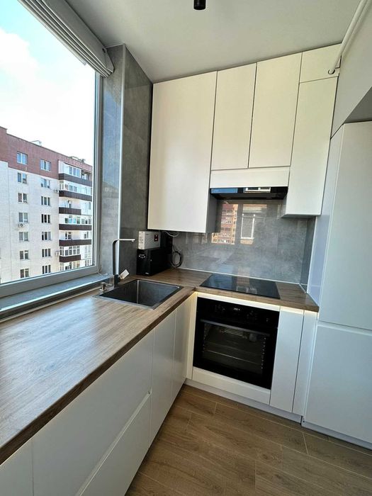 1к Виставкам з шикарним ремонтом меблі/техніка