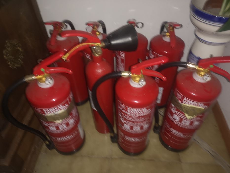 3 extintores kg + 1