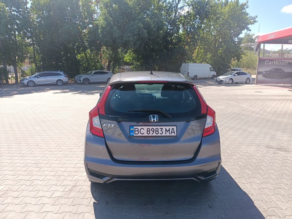Honda Fit 2017 VIN 3HGGK5H58JM102054 фото оголошення 5 з 10