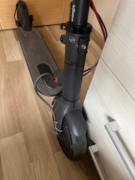 Електросамокат Xiaomi M365