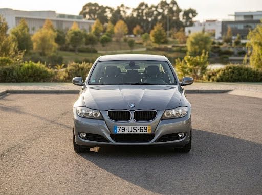 BMW 318d primeira mão