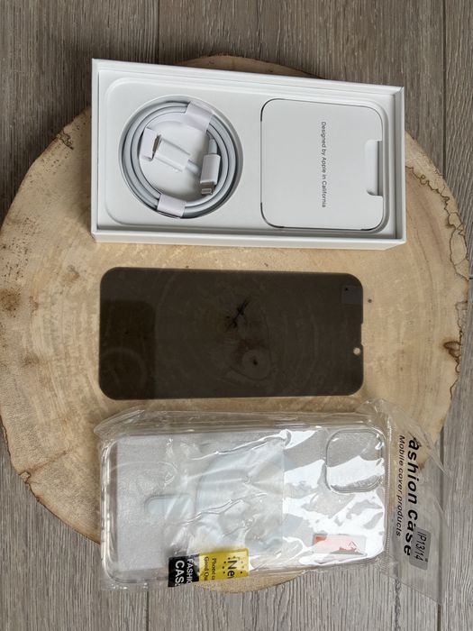 Iphone 13 128gb i akcesoria