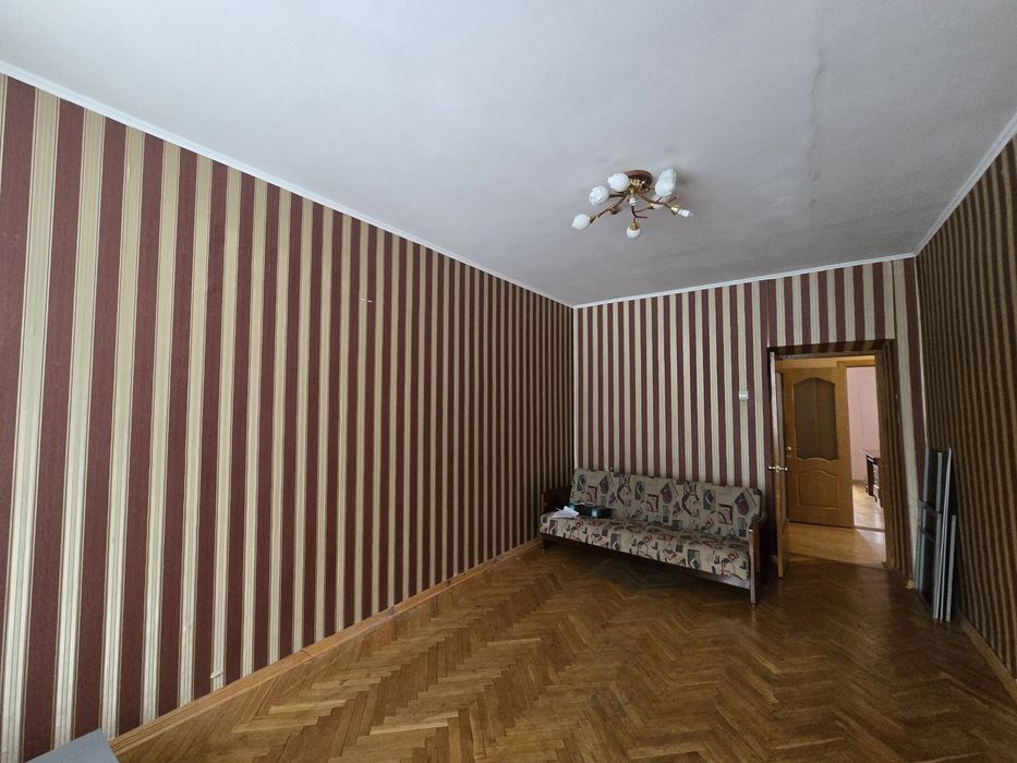 Здається 2х.кім квартира вул. Печерський узвіт 8