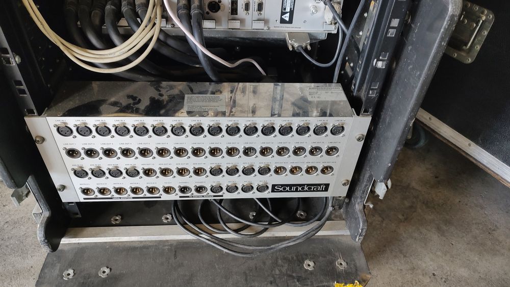 Soundcraft vi6 mixrer