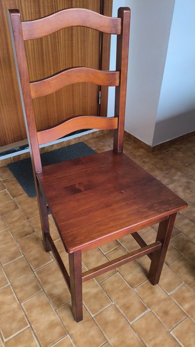 Mesa extensível de madeira em mogno com 6 cadeiras