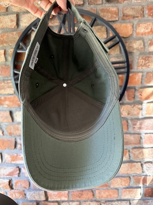 Guess czapka khaki zielona unisex