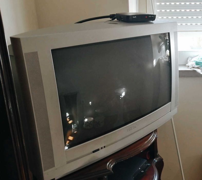 TV Philips em Funcionamento