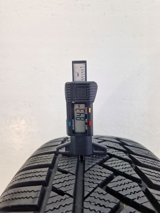 Opona Continental WinterContact TS 850P 215/65r17 99H