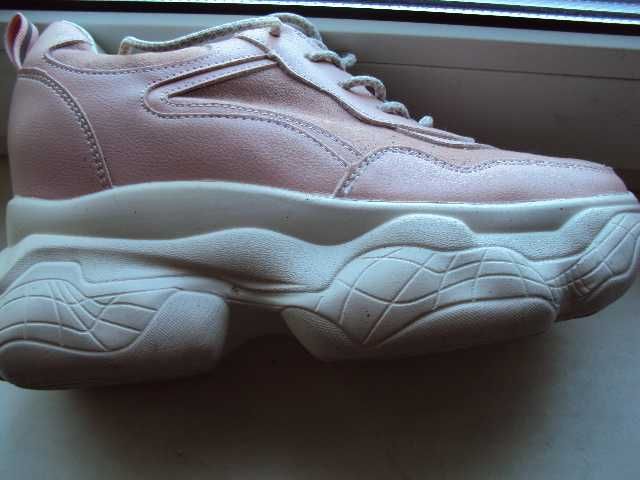 Бутси Puma King Platinum, кросівки чол.Adidas,кросівки жін. Xidiou.