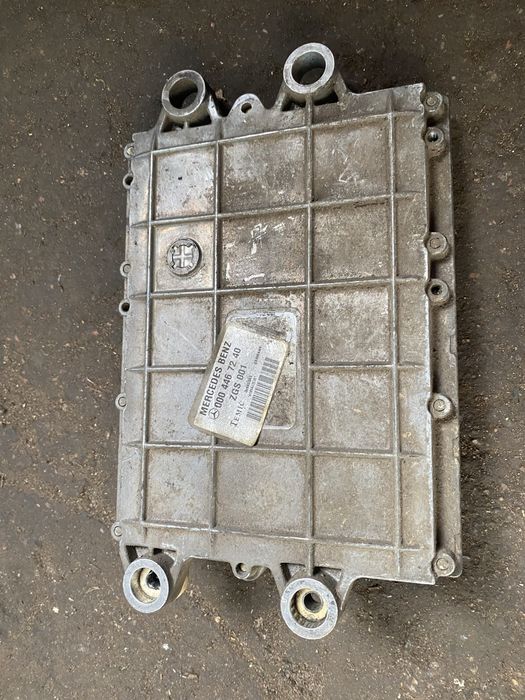 Блок управления двигателем ЭБУ Mercedes Vario, Atego OM904LA