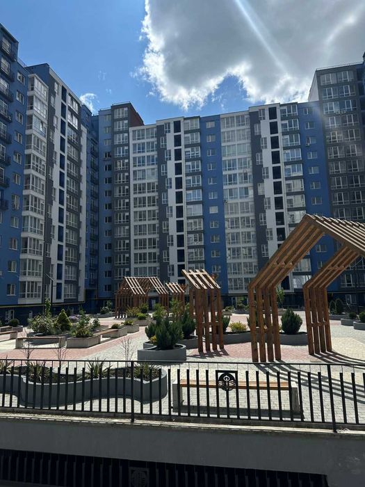 квартира в центрі збудована двокімнатна сирець ЖР Княгинин 2к продаж