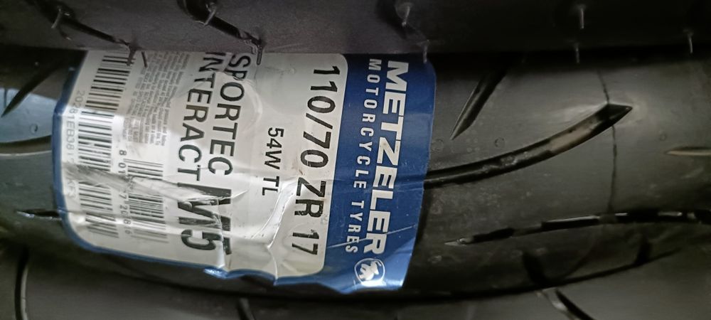 Pneu 110/70/17 Metzeler