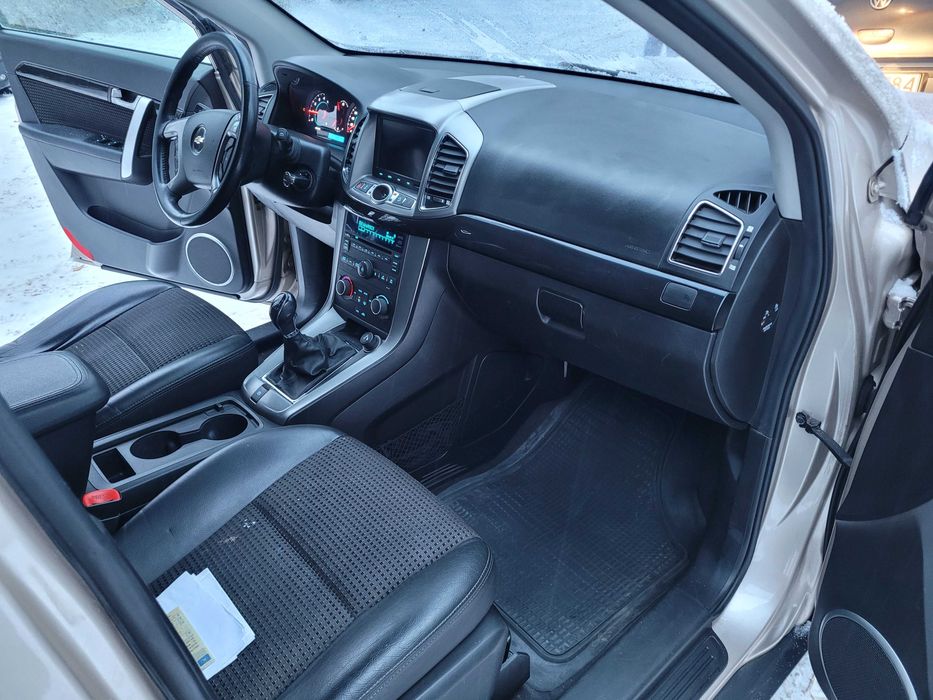 Chevrolet Captiva 2.4 benzyna + LPG z 2011 roku