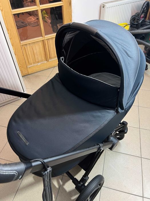 Piękny Cybex Priam 2.0 all black 2w1