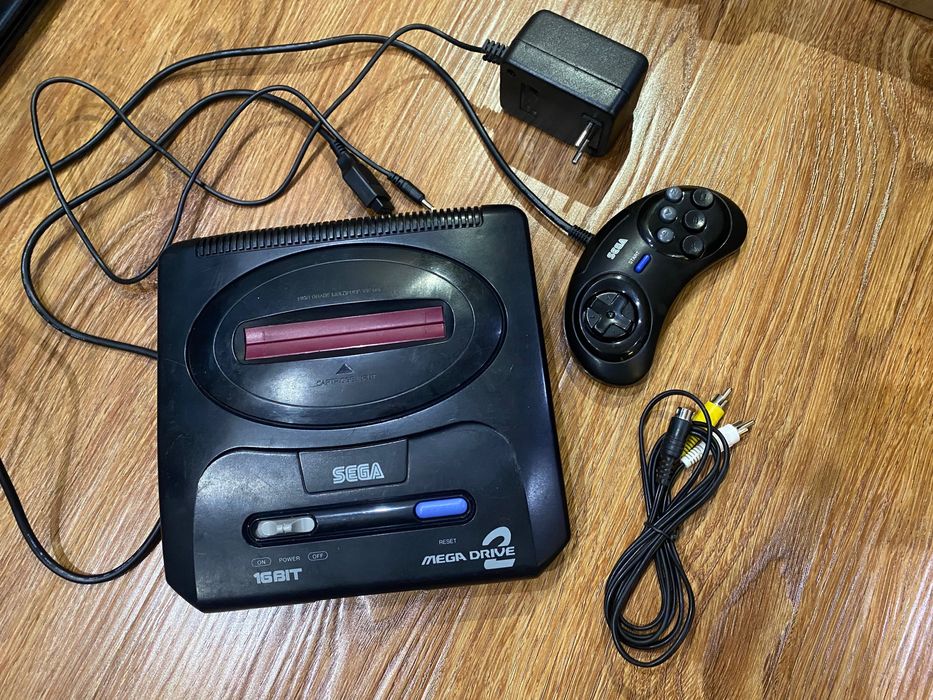 Оригинальная Sega Mega Drive 2