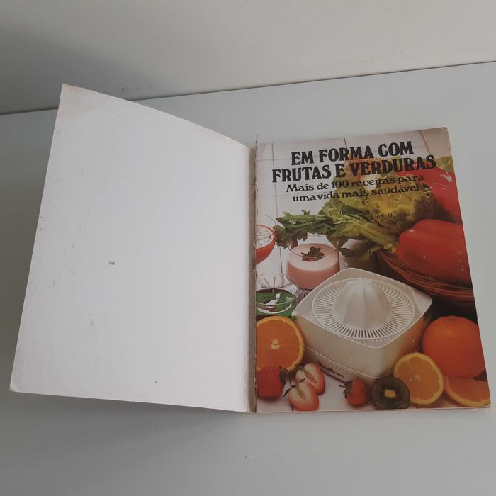 Livro Moulinex Em Forma com Frutas e Verduras