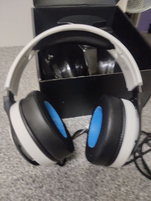 Auscultador branco semi novo